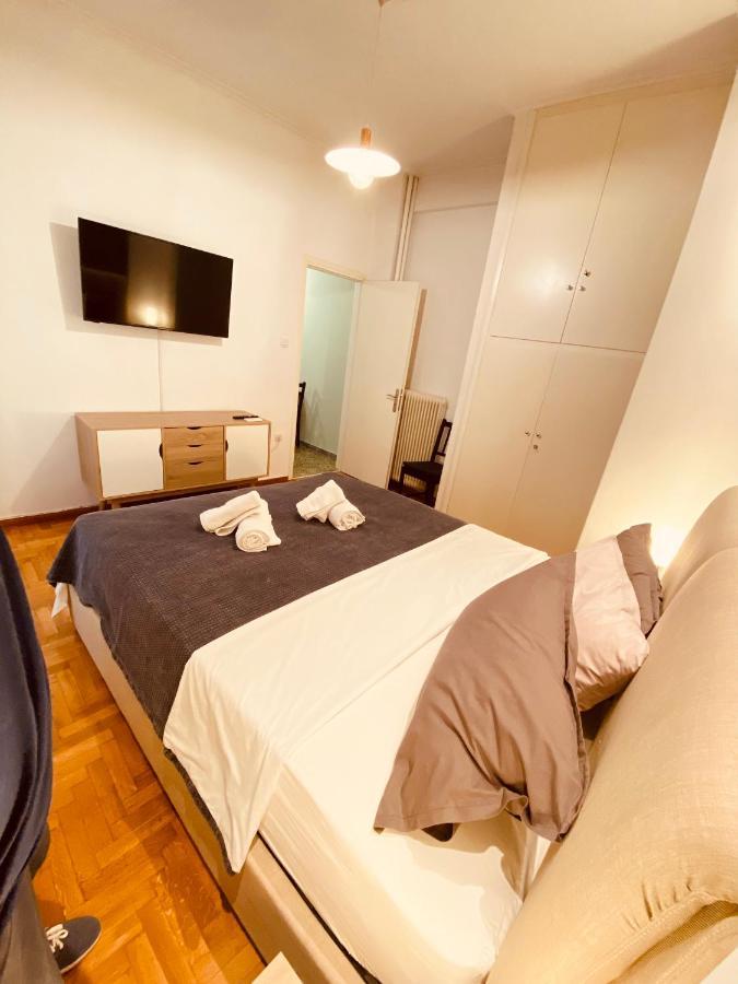 Studio 32M2 Nefitou Metaxa Athens Exterior photo